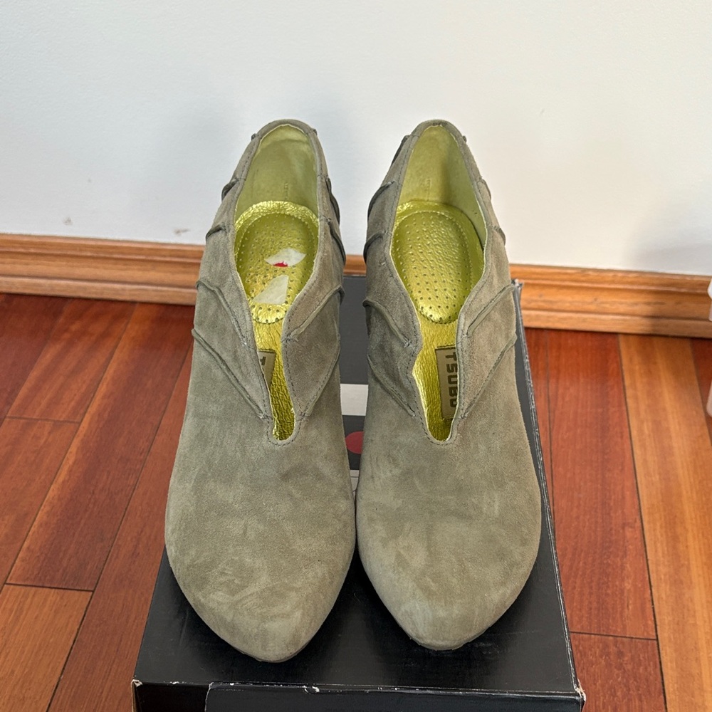 Tsubo Olive Ankle Booties
